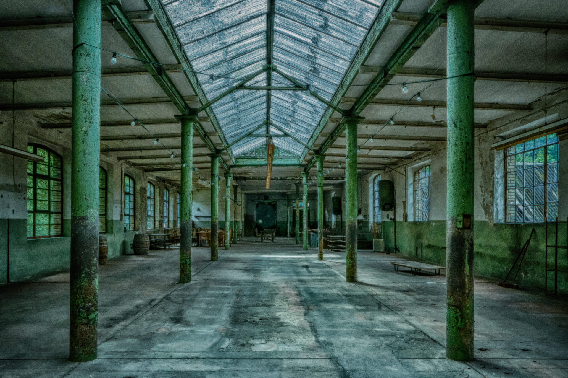 Alte Wollfabrik, die lange Halle mit spitzem Glasdach