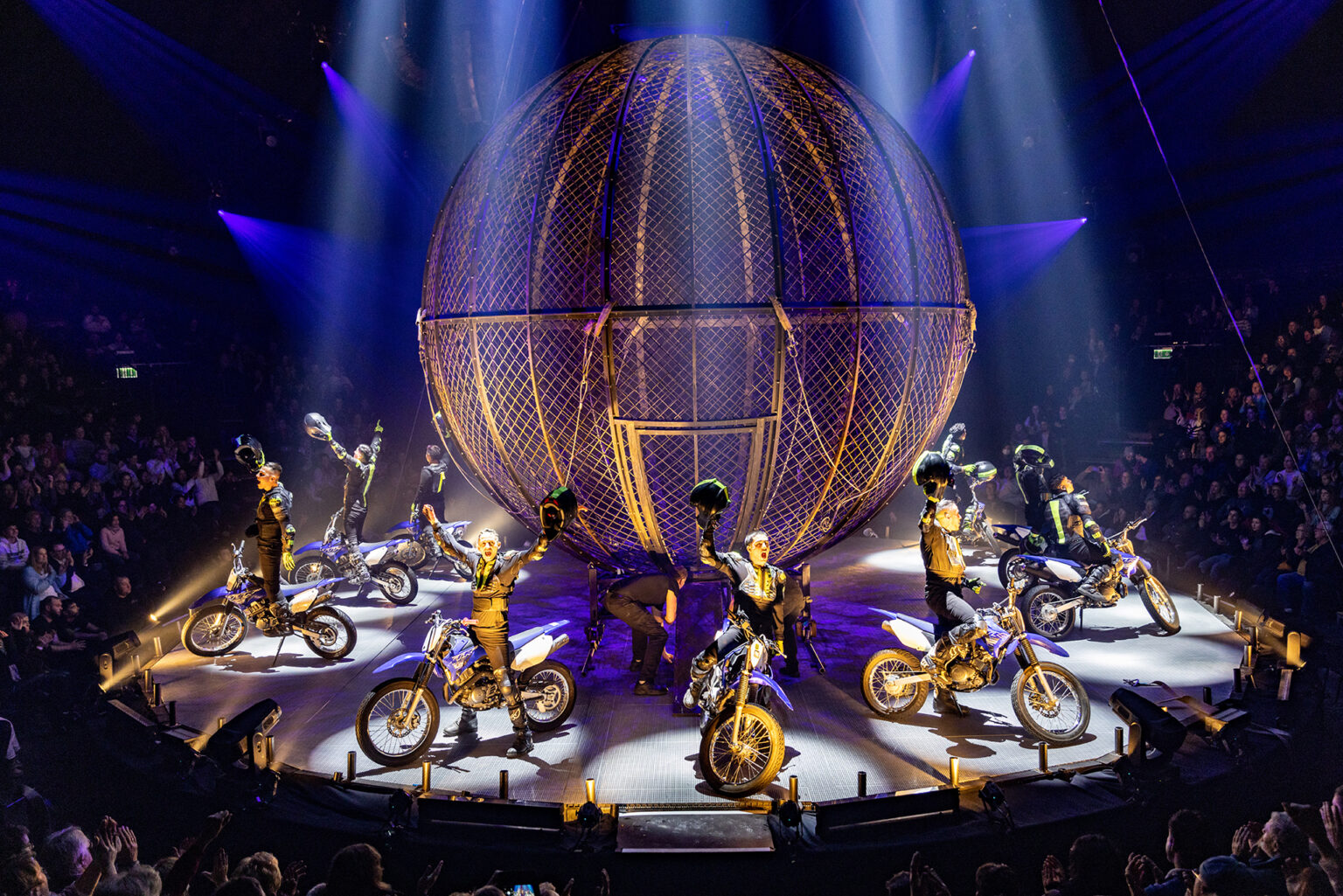 Flic Flac - Schwindelerregende Höhen, Adrenalin und Livemusik - Am 7 ...