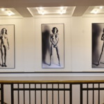 Foyer mit den Big Nudes, Foto @Anna für checkbar.eu